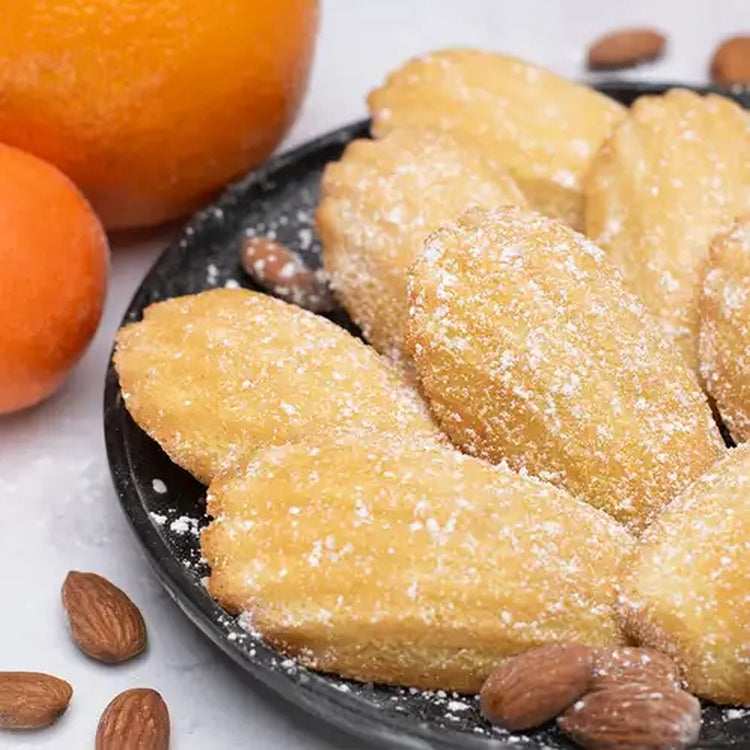 Simple Scents Amaretto Madeleine Candle